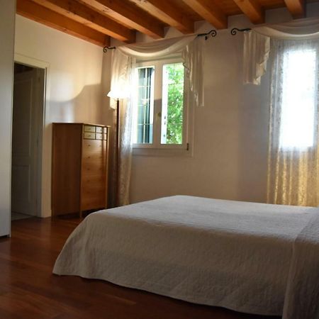 Villa Loredana Elegant Villa With Private Bathroom Spinea Exterior photo