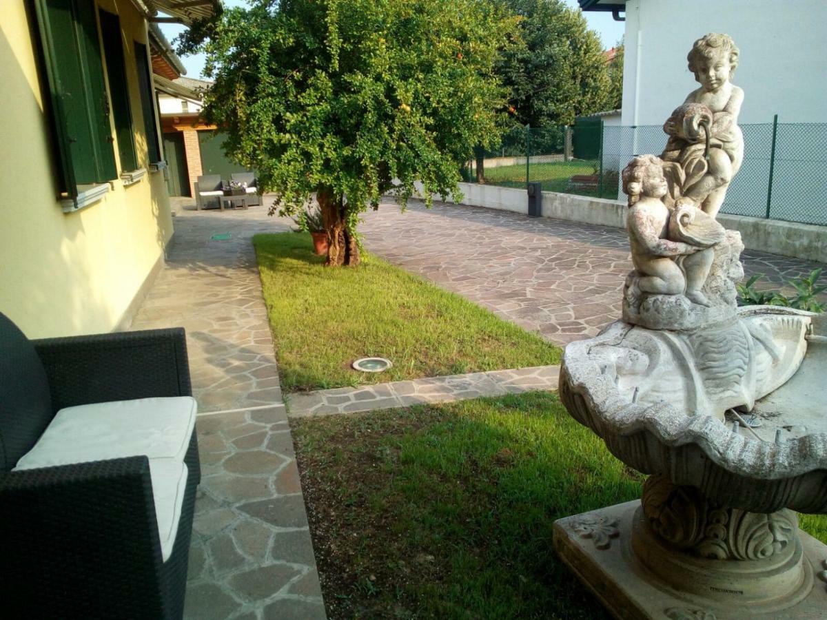Villa Loredana Elegant Villa With Private Bathroom Spinea Exterior photo